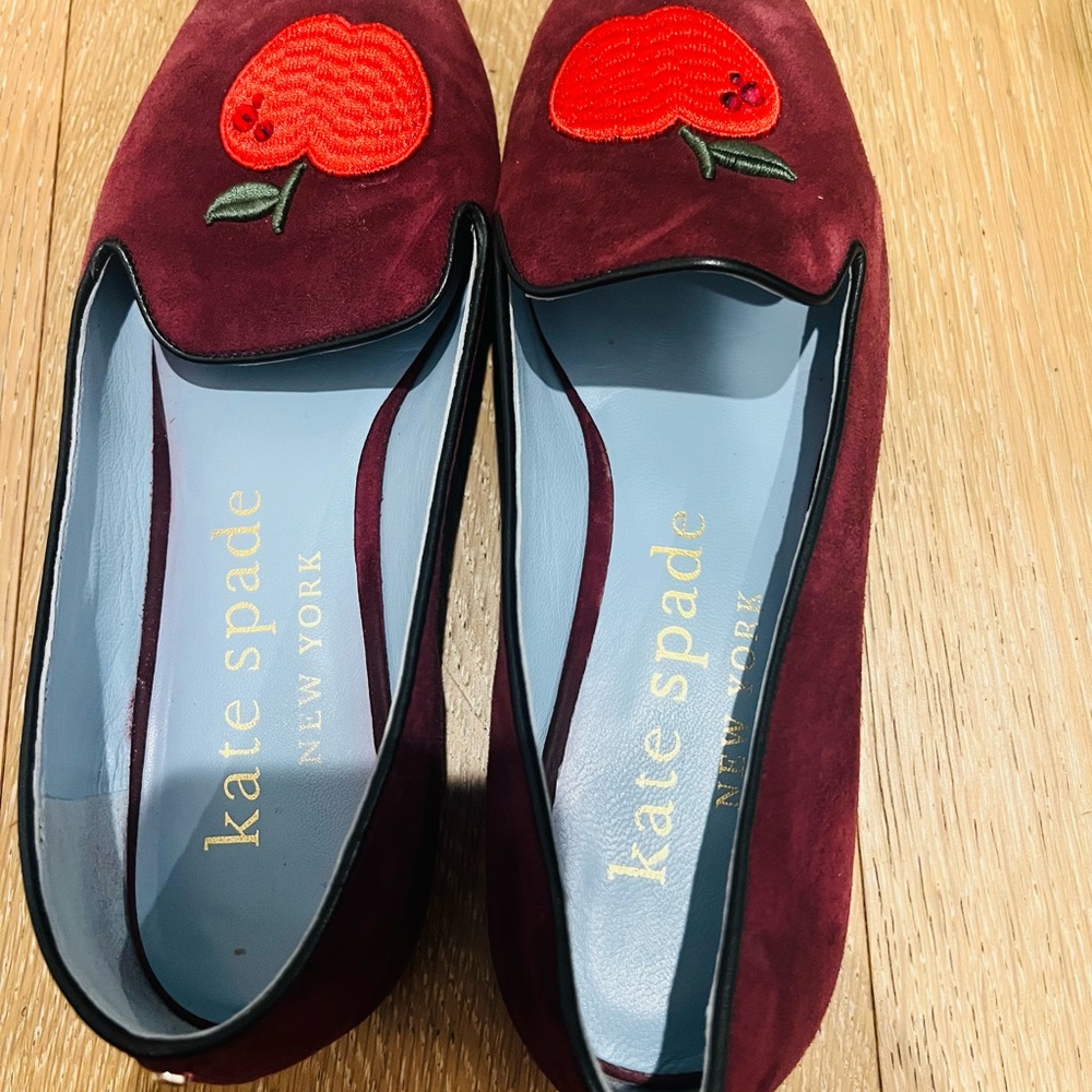 Kate Spade Apple flats & loafers, Super cute!